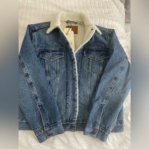 Levi’s sherpa trucker jacket